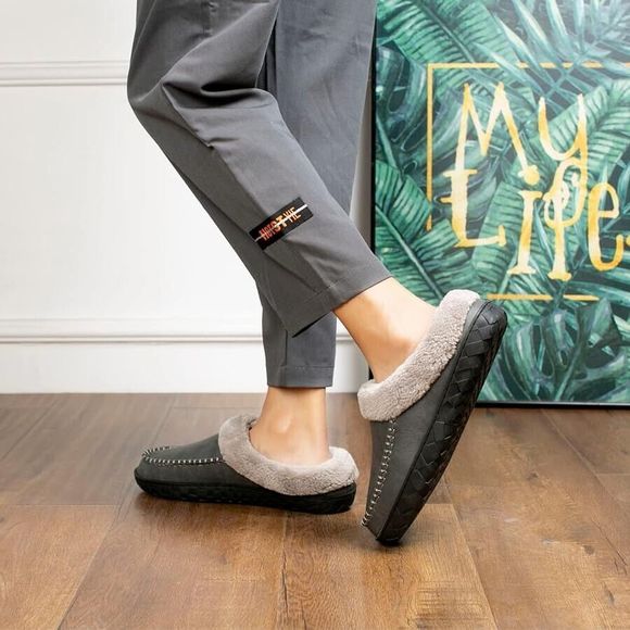 New Men's Slipper Moccasin Size 6-7 Dark Gray Faux Fur - Picture 9 of 17